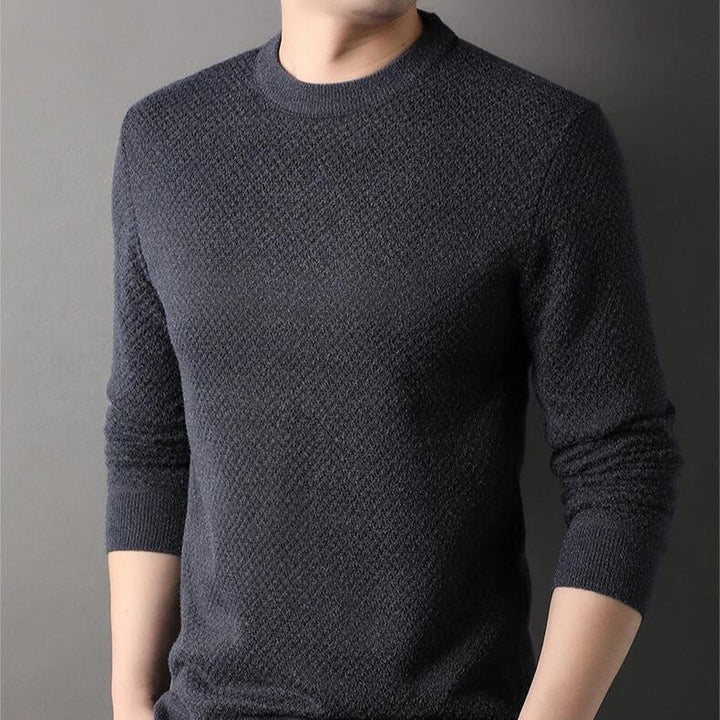 Breathable, long-sleeve men's textured knit sweater in a modern design, providing comfort for all-day casual wear.
