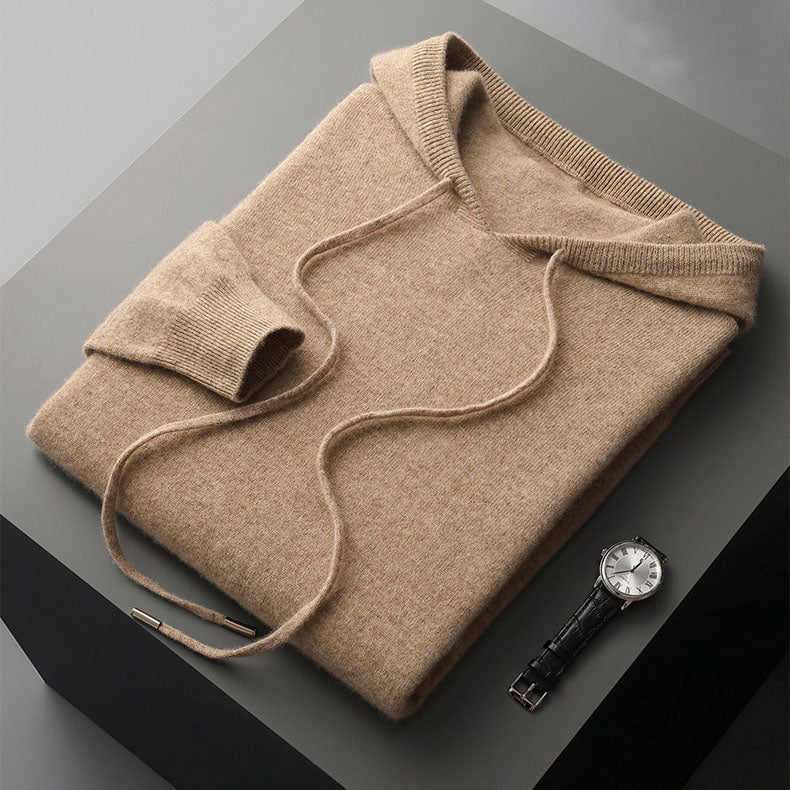 Easy-to-wear men's cozy pullover hoodie, ideal for comfortable loungewear & versatile everyday casual apparel.