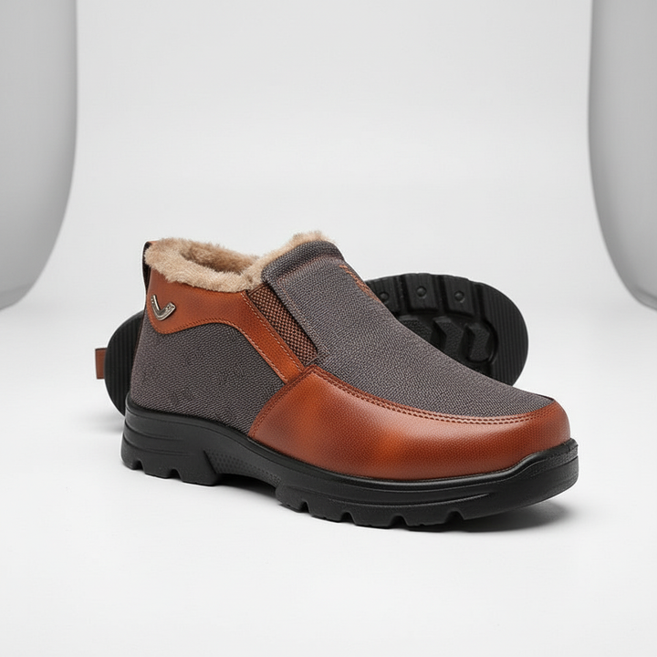 Warm men's slip-on shoes by Frank, featuring textile leather and comfortable everyday design