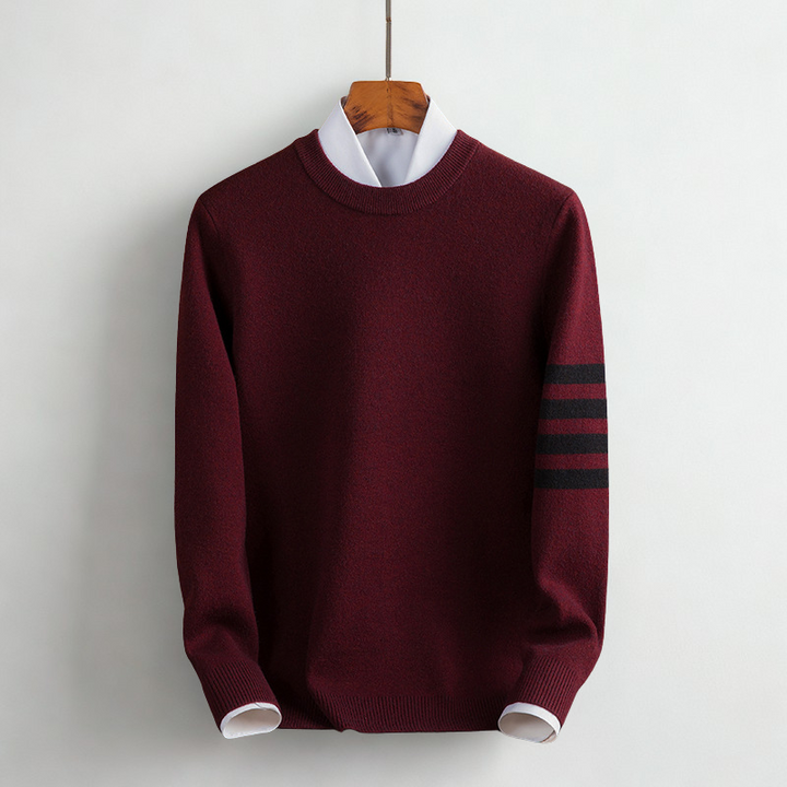 Men's warm long sleeve pullover sweater designed for comfort and everyday casual winter fashion.
