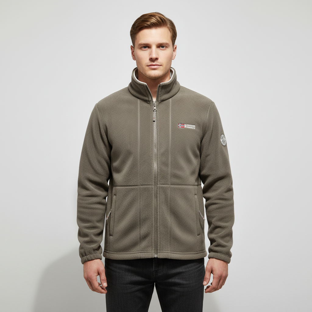 Warm men's Malte fleece outerwear, ideal for winter, featuring soft polyester fabric