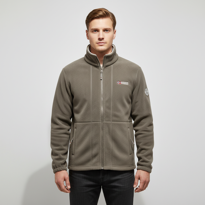 Warm men's Malte fleece outerwear, ideal for winter, featuring soft polyester fabric