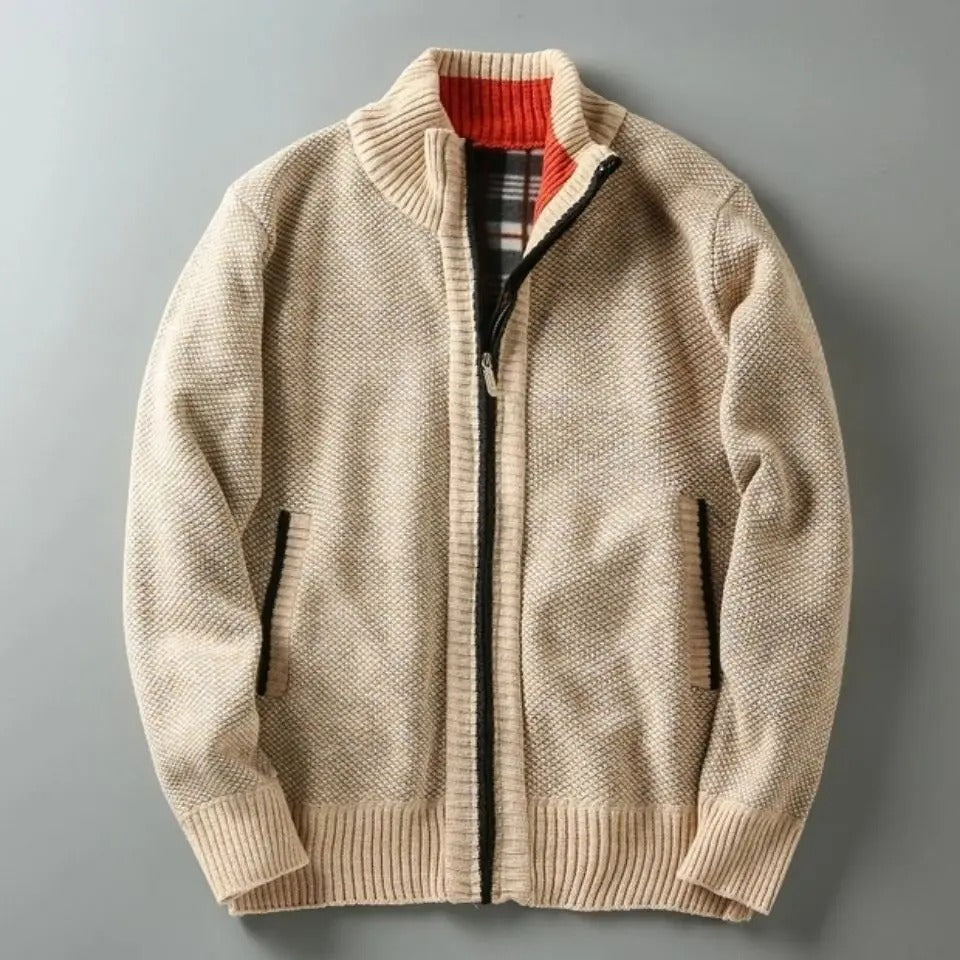 Men's Cumberland fall jacket, fleece-lined, offering comfort and stylish outerwear.