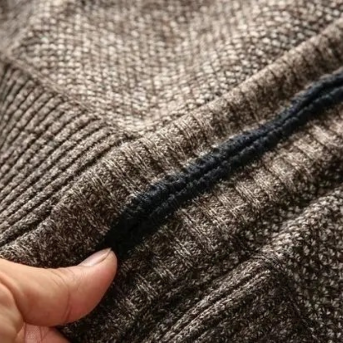 Comfortable men's Cumberland jacket, fleece lining ensures warmth for daily use.