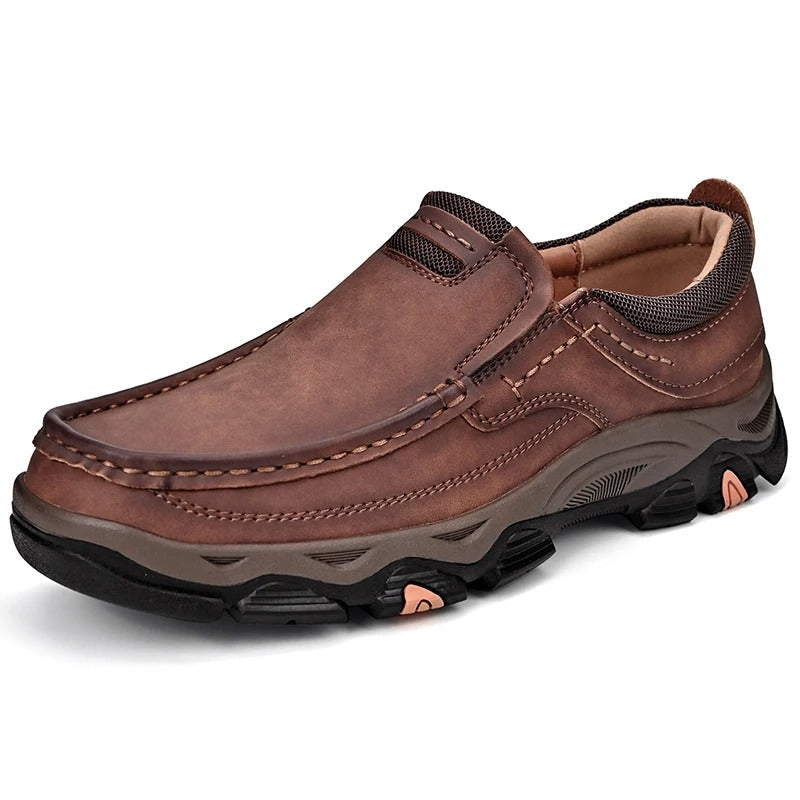 Men's Dakota slip-on loafers, designed for comfortable walking, durable brown casual shoes.