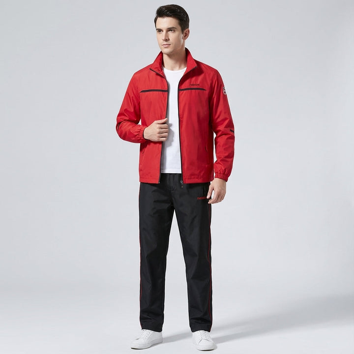Detail of the comfortable waistband on the men's Douglas two-piece training set pants, for active outfit.