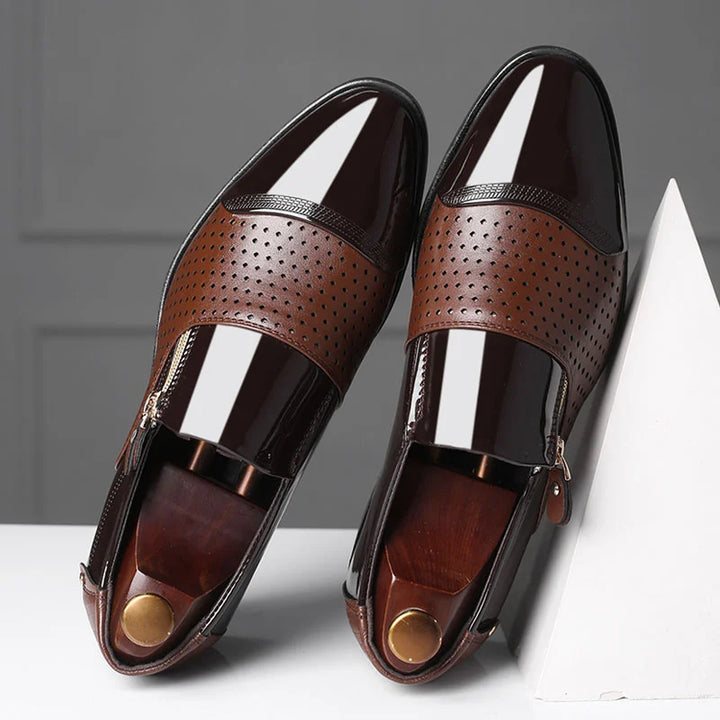 Formal men's loafers, slip-on style, dual-texture finish, and an eye-catching zipper.
