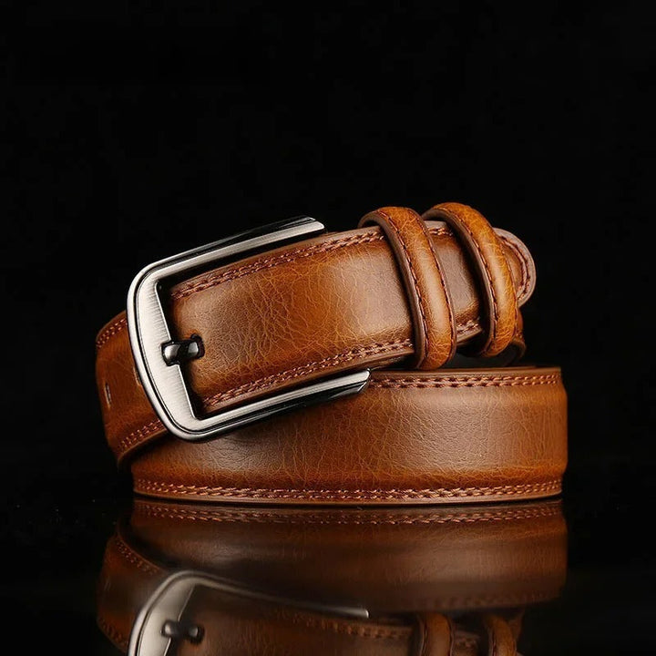 Men's classic full-grain leather belt, durable genuine leather waist accessory for timeless style.