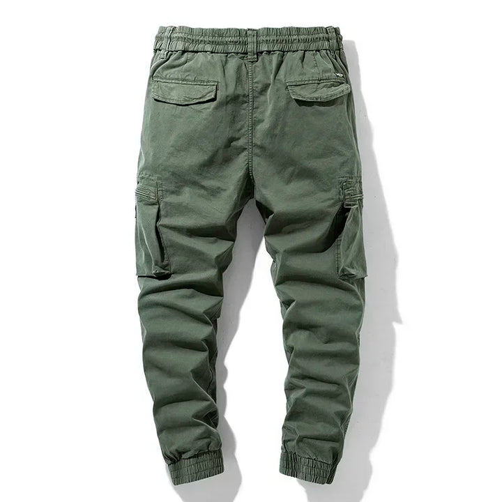 Comfortable men's multi-pocket cargo pants, perfect for casual wear, outdoor utility, and everyday use.