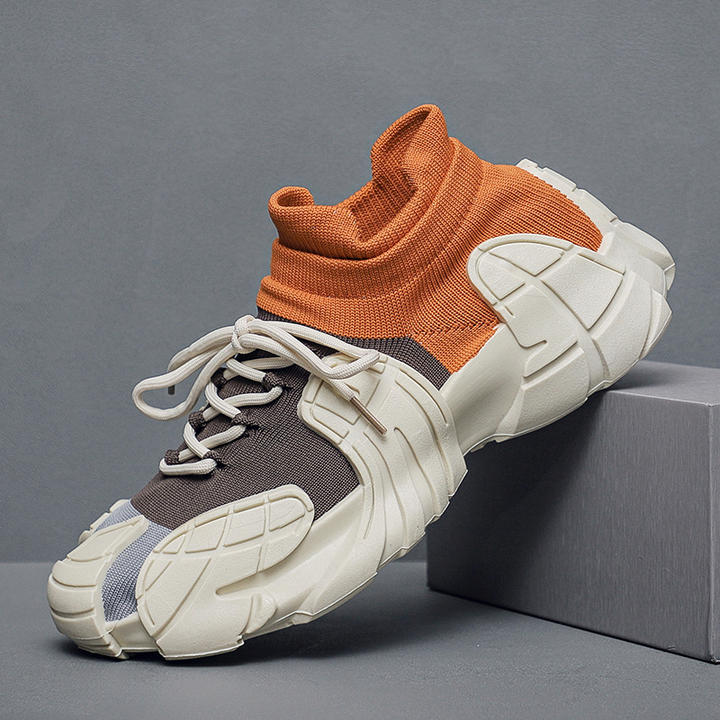Men's lightweight hybrid athletic footwear, comfort shoes with cushioned sole & sock collar, perfect for active lifestyle.