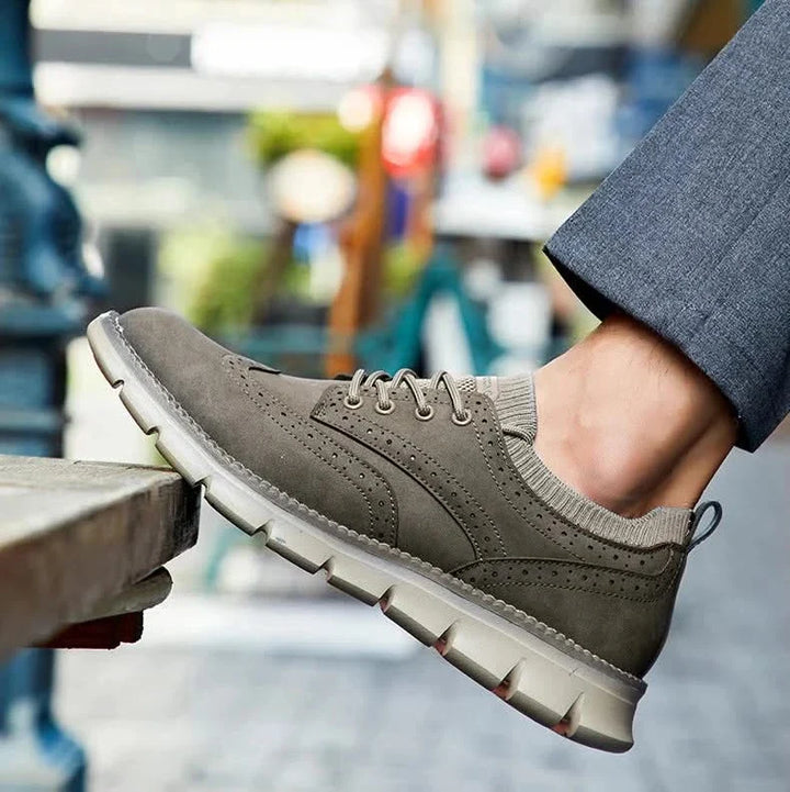 Fashion-forward men's Eastbrook everyday sneakers. Combining style with orthopedic comfort.