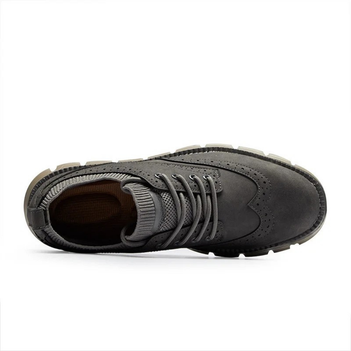 Breathable mesh men's Eastbrook sneakers, offering orthopedic comfort and stylish everyday wear.