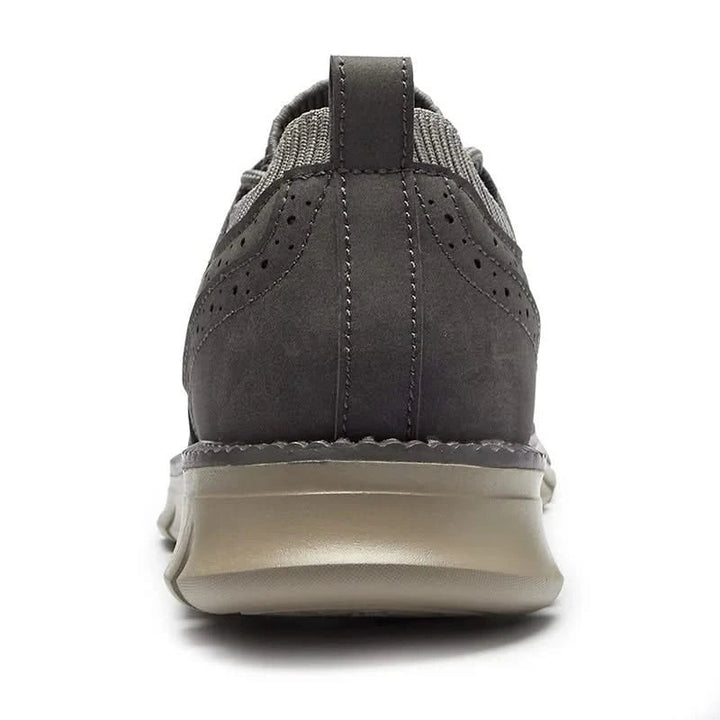 Back view of men's Eastbrook durable sneakers, highlighting comfort features for daily use.