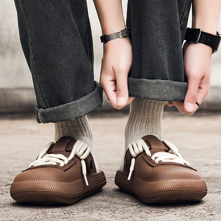 Lightweight men's Eclipse clogs offering superior comfort & support for daily activities.