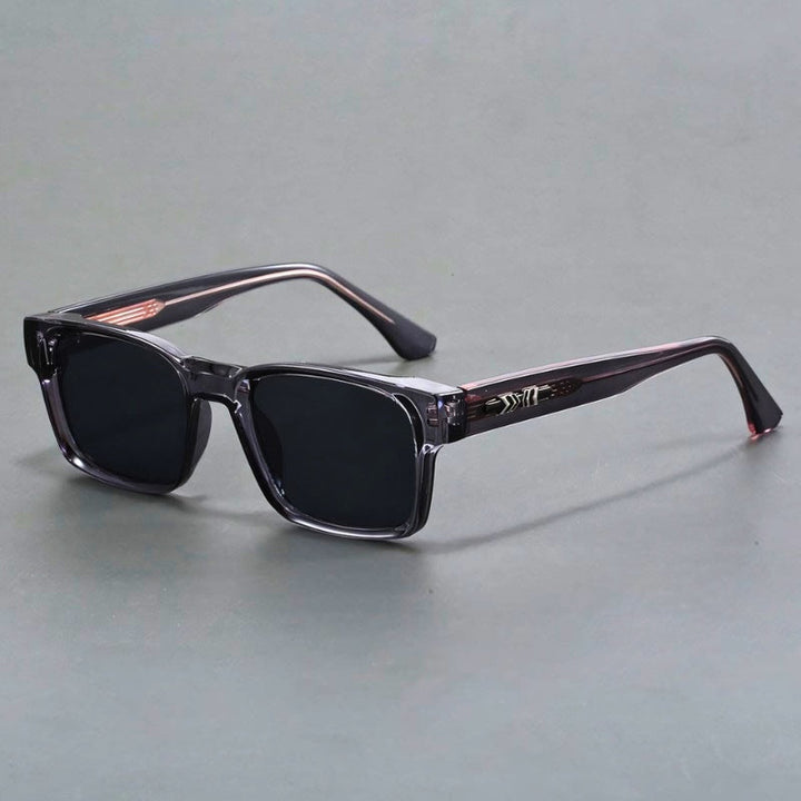 Elegant men's sunglasses: UV400 protection, anti-glare, durable scratch-resistant frame.