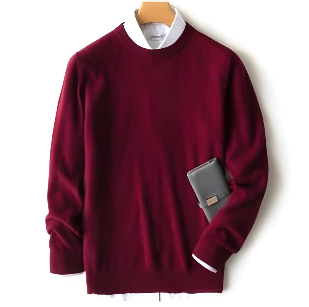 Men's luxurious cashmere pullover, offering ultimate comfort & sophisticated style.