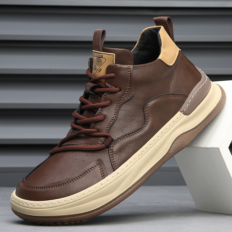 Men's elegant everyday sneakers for superior comfort & versatile style.