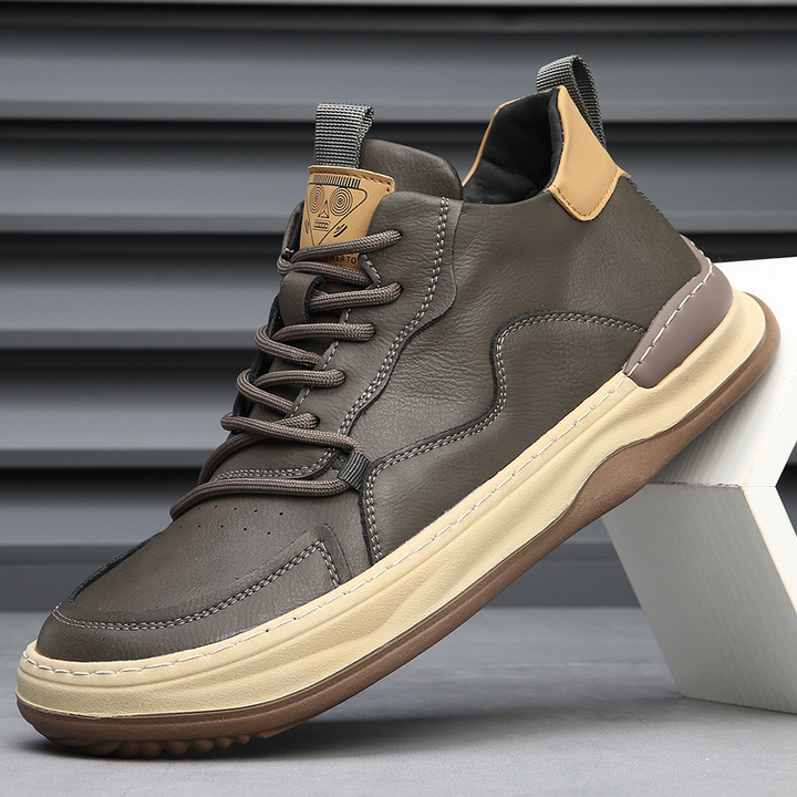 Versatile men's sneakers, offering superior comfort & premium quality for everyday style.