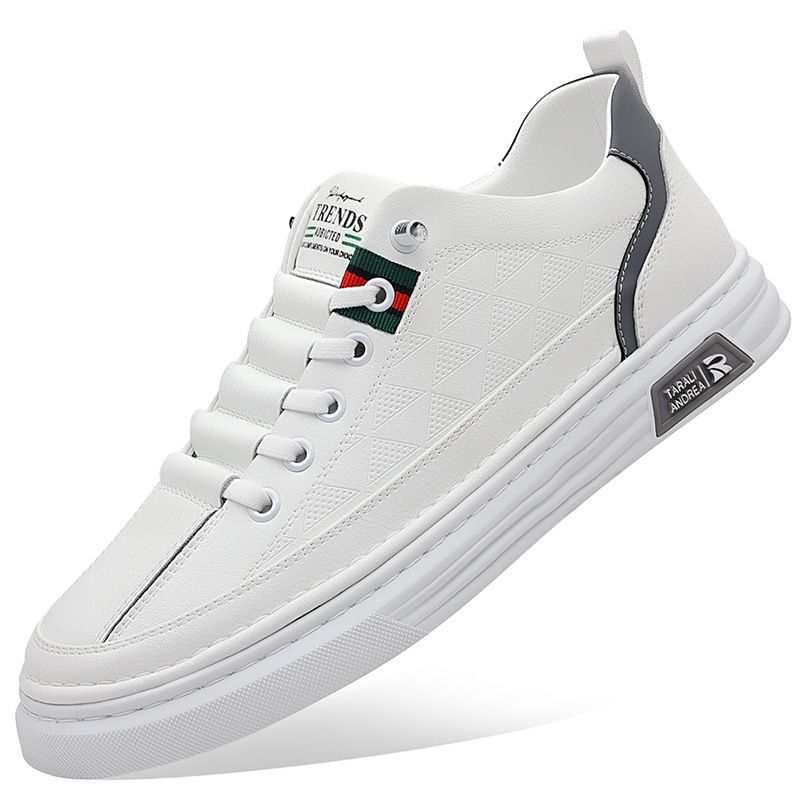 Stylish men's sneakers, unique geometric pattern, cushioned sole for ultimate everyday comfort.