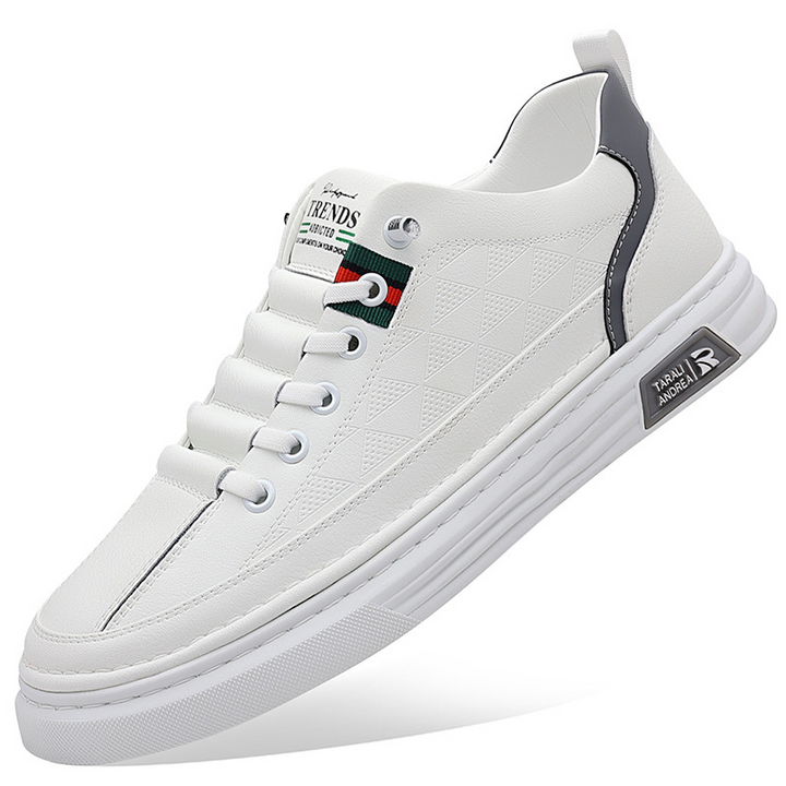 Stylish men's sneakers, unique geometric pattern, cushioned sole for ultimate everyday comfort.