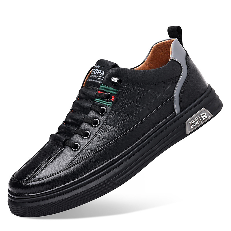 Men's everyday elegant sneakers, geometric design, comfortable casual shoes for smart casual fashion.