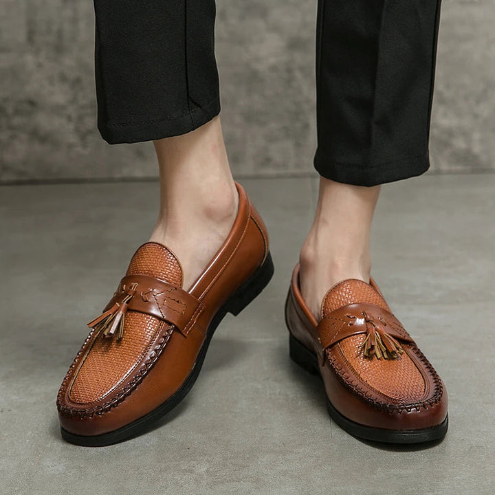 Versatile men's woven tassel loafers, perfect as elegant dress shoes or comfortable casual footwear.