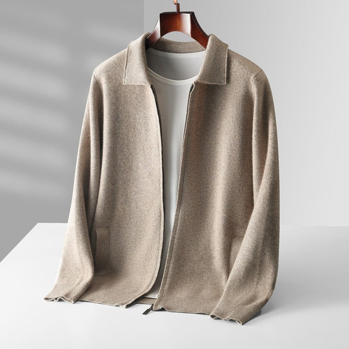 Versatile men's comfort coat, ideal for autumn/winter, sophisticated layering.