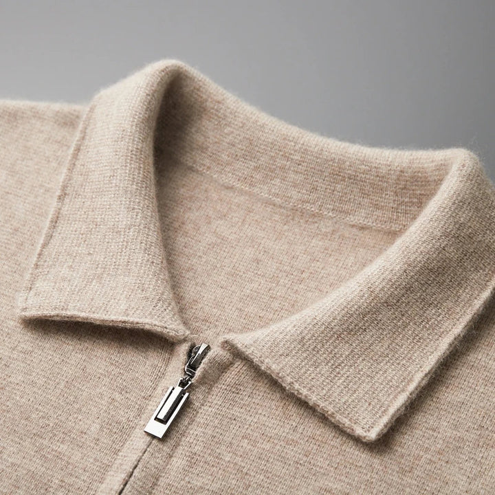 Elevated comfort men's jacket, stylish outerwear for versatile autumn fashion.