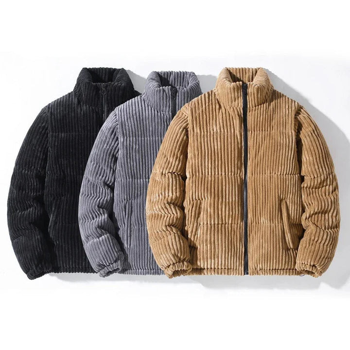 Lightweight yet warm men's elevated puffer jacket, versatile for everyday winter comfort.