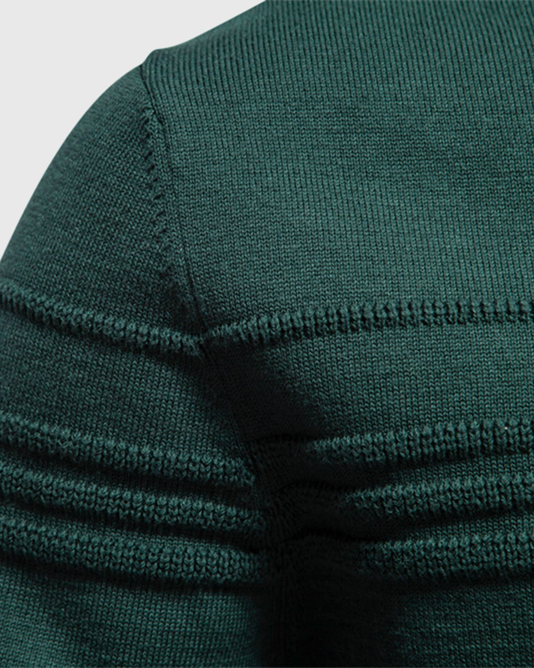 Stylish men's textured pullover, a versatile crewneck sweater for any casual look.