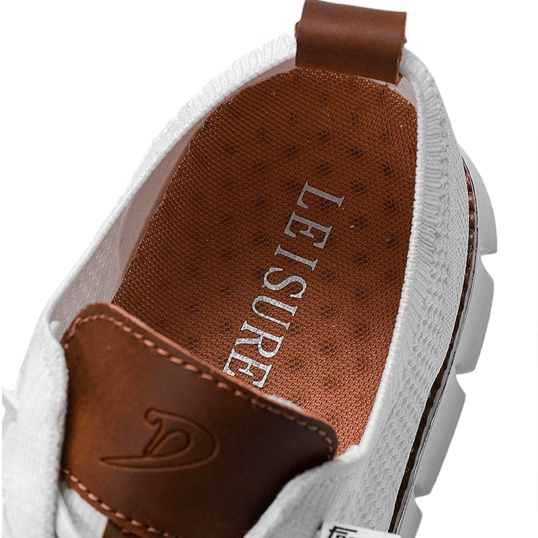 Comfortable Elias men's sneakers for light outdoor activities, breathable design.