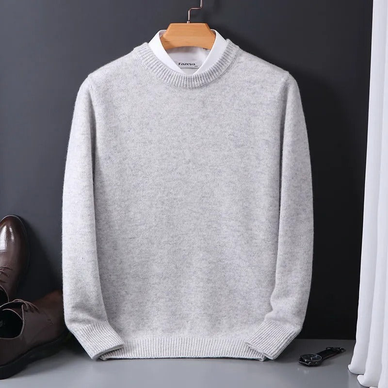 Stylish men's crewneck sweater, soft long sleeve knit, offering versatile and comfortable wear.