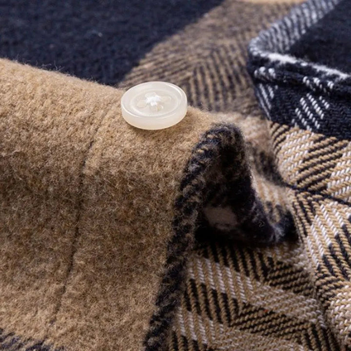 Men's long sleeve comfort flannel shirt, button-up style, perfect for everyday versatility.