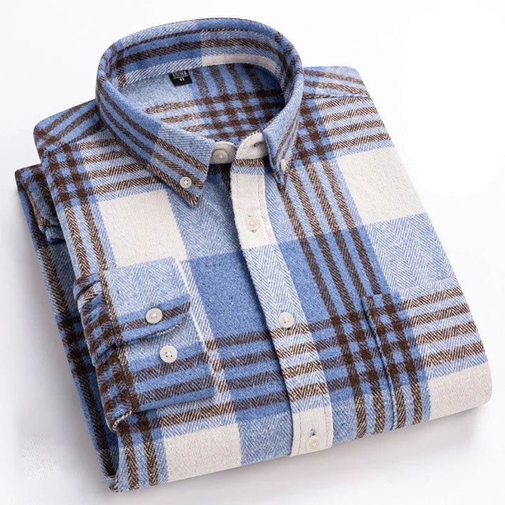 Tailored fit men's flannel shirt, long sleeve button-up for a smart casual everyday look.