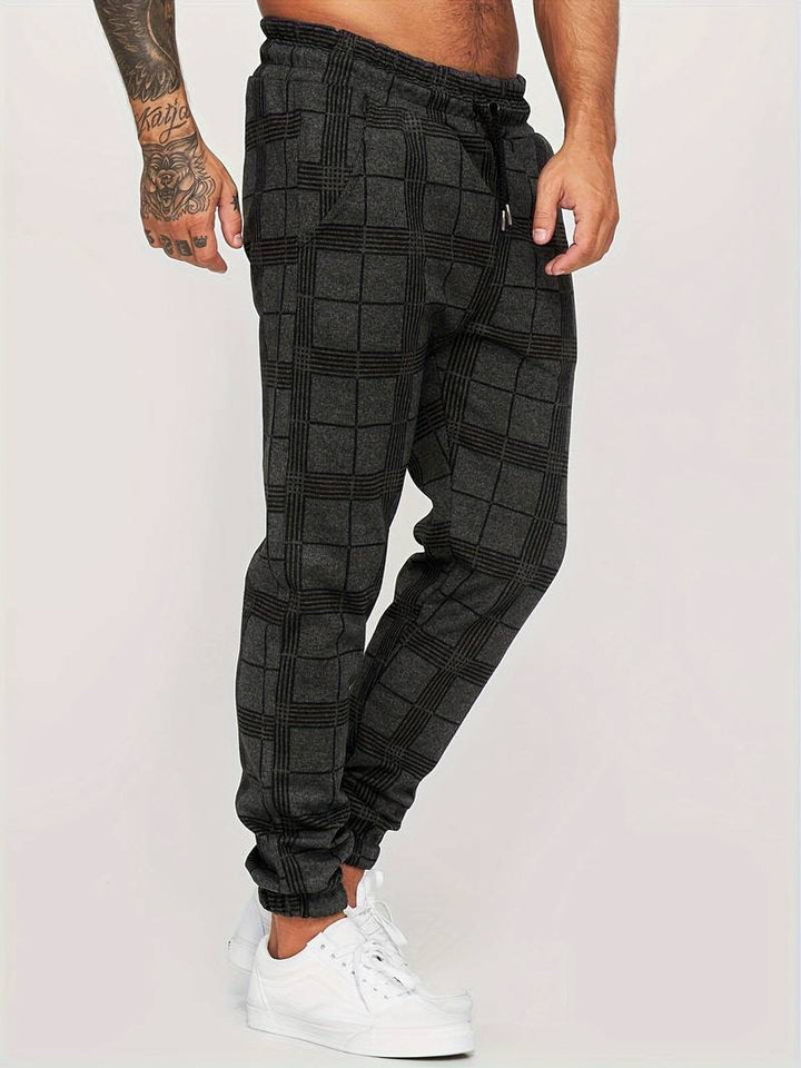Trendy men's everyday jogger sweatpants for ultimate comfort, ideal for versatile styling.