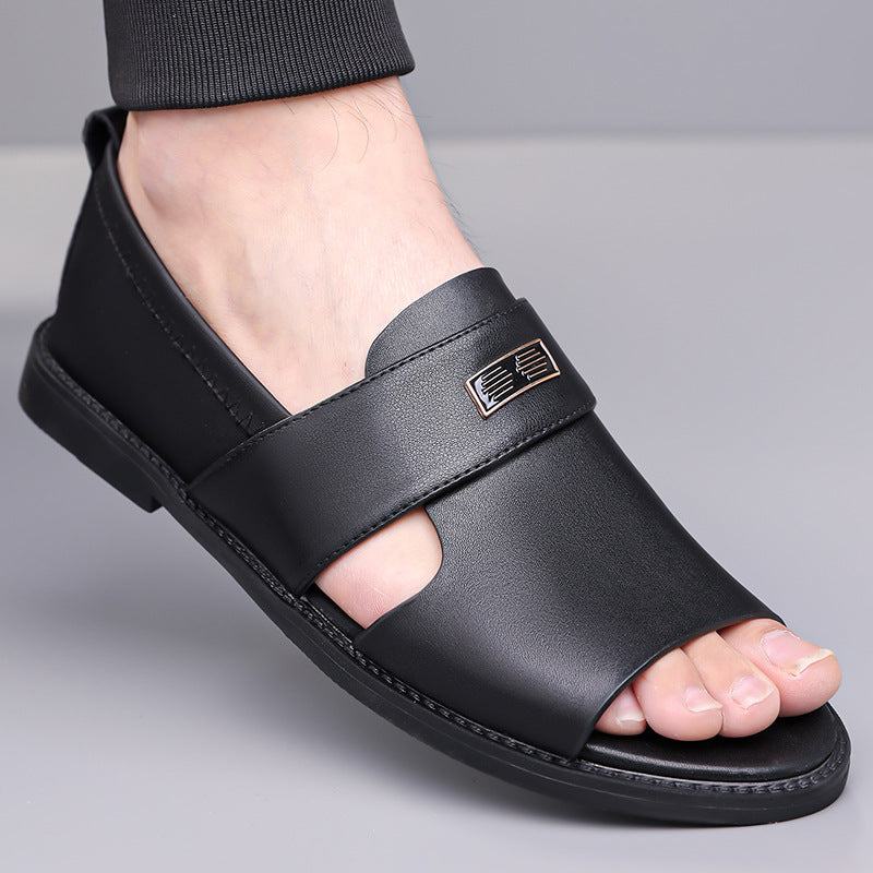 Men's casual outdoor sandals, breathable and supportive for all your summer and vacation plans.
