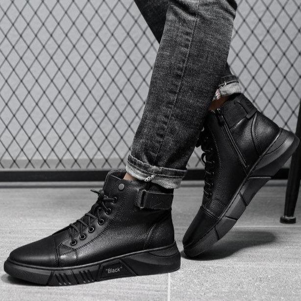 Durable men's everyday walking shoes, offering long-lasting comfort and reliable support for men.