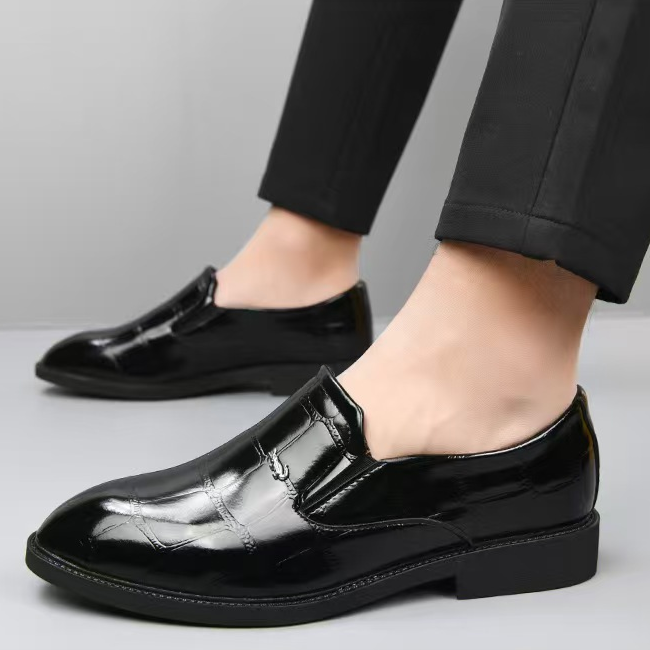 Lightweight men's executive loafers with cushioned sole, elegant black leather, easy slip-on style.