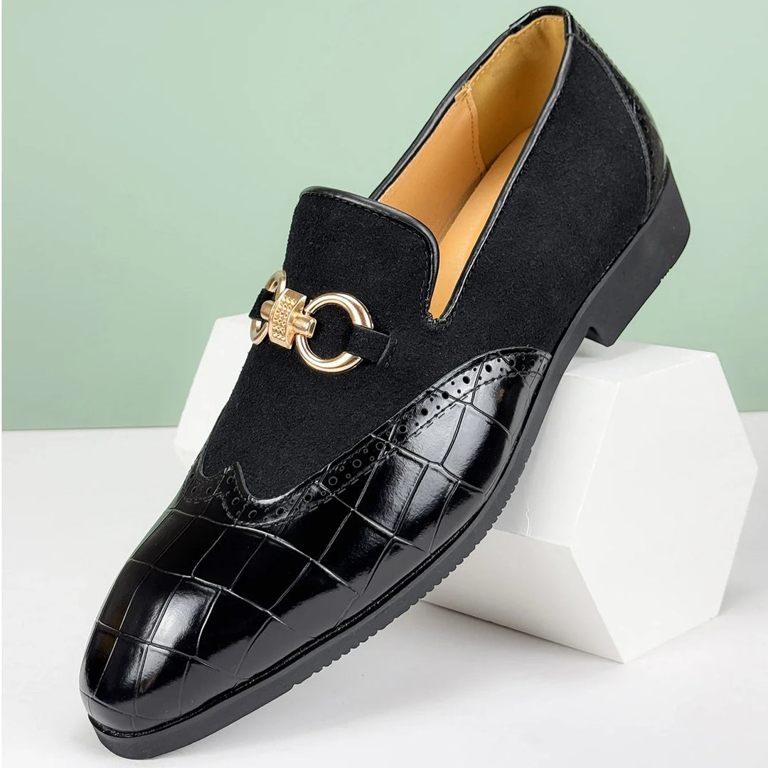 Stylish green men's loafers featuring a golden bit. Offering comfort and a sophisticated slip-on design for men.