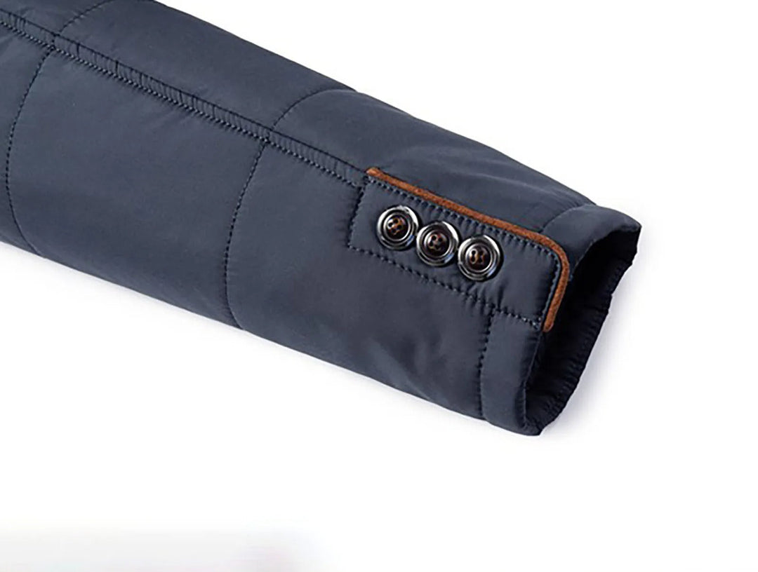 Men's warm jacket in a classic fit, designed for comfort and cold weather protection.