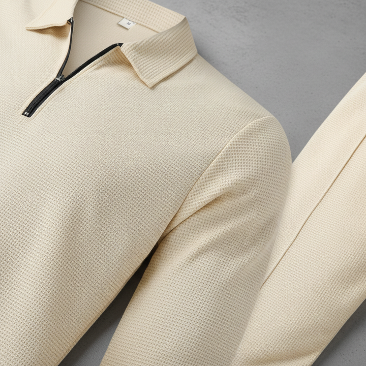 Close-up of Felix men's sporty leisure set fabric, high-quality polyester blend, breathable & soft.