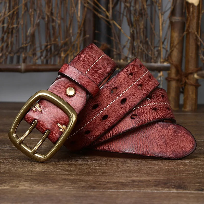 Gift-worthy men's full-grain leather belt. Premium quality with a solid brass buckle, a perfect men's accessory.