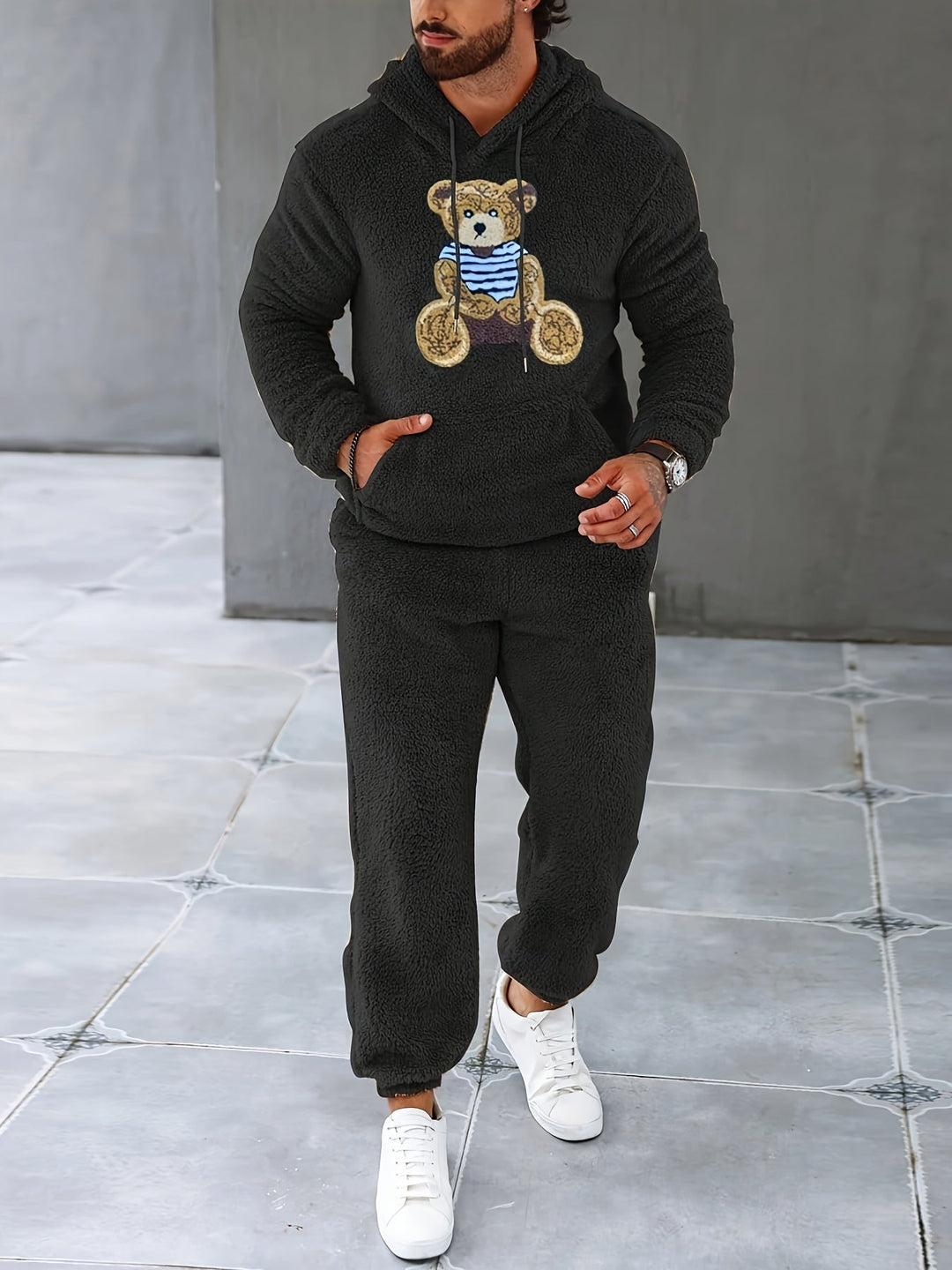 Men's fuzzy fleece hoodie & joggers set in dark green, perfect for ultimate warmth & loungewear.