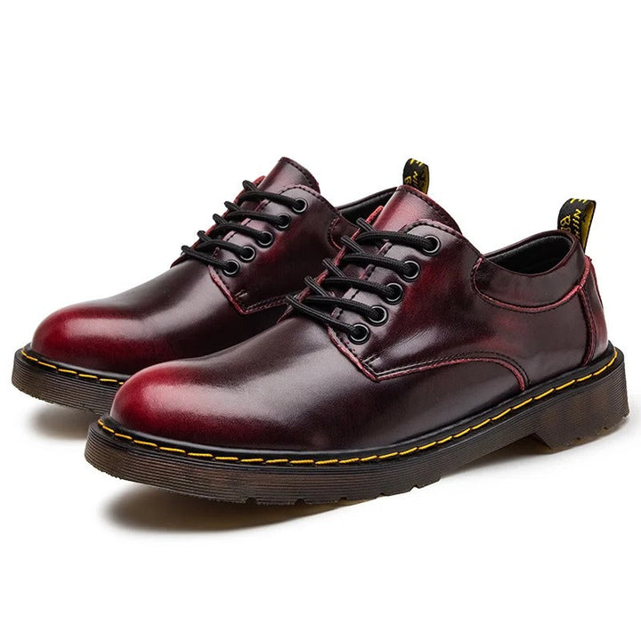 Men's comfortable genuine leather casual shoes. Urban low-cut style, round toe, perfect for everyday.