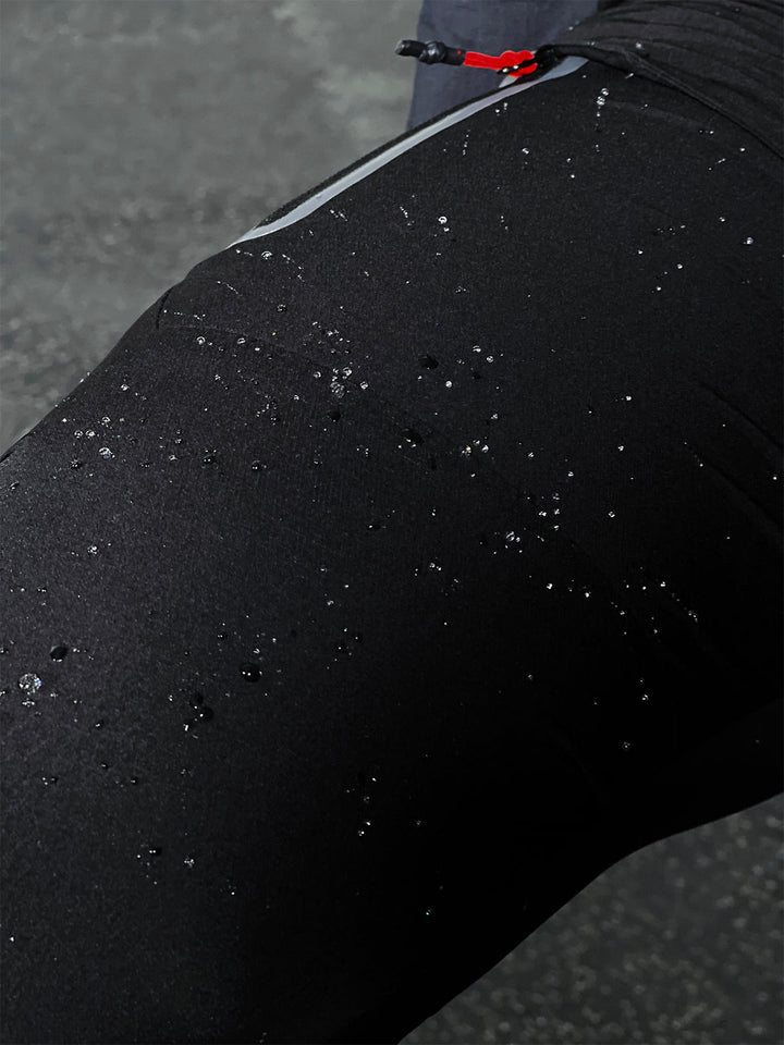 Athletic men's Granada cargo joggers, combining activewear performance with street style comfort.