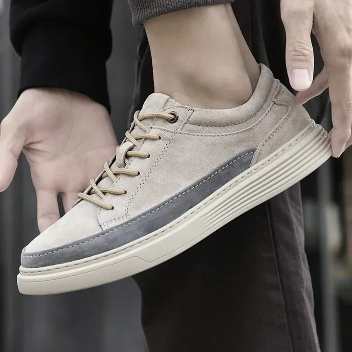 Stylish men's suede sneakers in a versatile sand shade, ideal for everyday casual outfits.