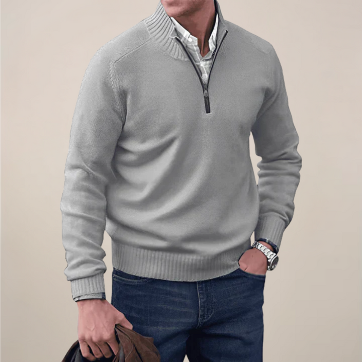 Effortless men's half-zip knit sweater. Casual, comfortable, and stylish pullover, ideal for everyday wear.