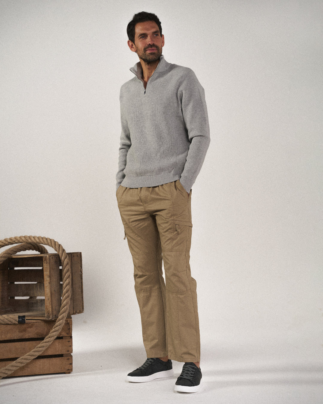 Comfortable Hampton utility cargo pants for men, showcasing versatile multi-pocket modern style.