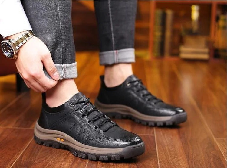 Versatile men's casual shoes, hand-stitched, featuring arch support & durable non-slip sole for comfort.