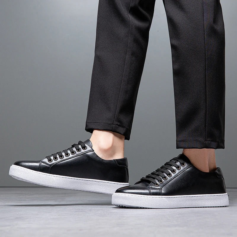 Everyday men's Harrington low-top sneakers for polished style and ultimate comfort in casual footwear.